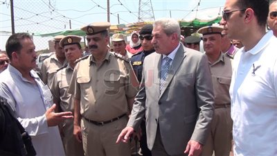 أمن الدقهلية يسيطر على إضراب سائقي خط دمياط ويقنعهم بنقل الركاب