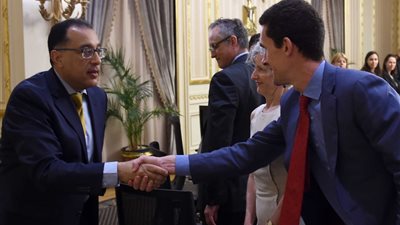 رئيس الوزراء يستقبل وفد الجامعات البريطانية