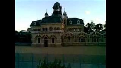 قصة مسجد في بريطانيا مخصص للدعاء على المصريين (فيديو)