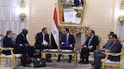 رئيس «توتال» العالمية: لدينا خطط لضخ استثمارات في استكشافات النفط بمصر