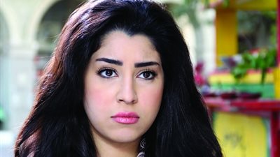 بالفيديو.. أيتن عامر باكية: «الناس هتقول عليا هبلة»