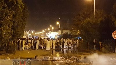 بالصور.. توقف حركة القطارات بين أسوان والقاهرة لتجمهر النوبيين