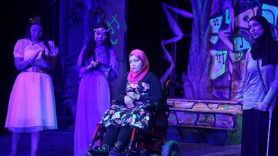 فنانو «الاحتياجات الخاصة» يبدعون بـ«أنتيكا» في الحديقة الدولية