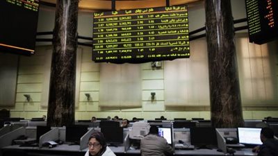 مؤشرات البورصة تواصل صعودها بمنتصف التعاملات