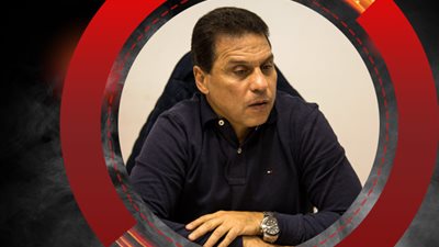 البدري ينفرد بمؤمن زكريا في مران الأهلي المسائي