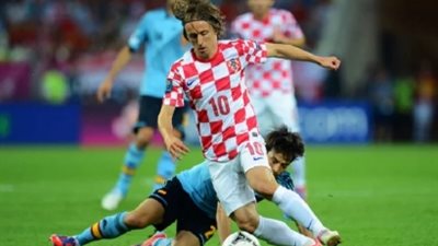 لوفرين: لولا جنسية مودريتش لحصل على الكرة الذهبية