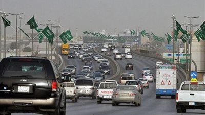 السعودية تنفي إجراء تعديلات على رسوم الوافدين والمرافقين