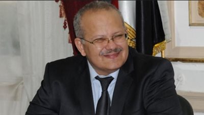 رئيس جامعة القاهرة: التفوق الدراسي بالفهم وليس الحفظ