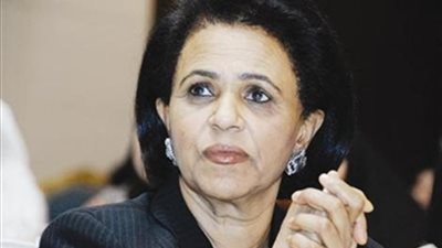 شقيقة أمير الكويت تغادر مطار القاهرة عائدة إلى بلادها