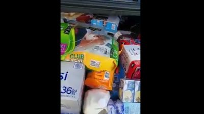 بالفيديو.. مصري يثير ضجة بفاتورة طعام في أمريكا