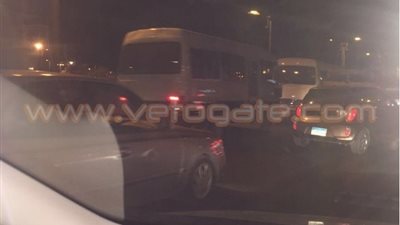 جماهير الوداد تحاول الاعتداء على أتوبيس الفريق أمام استاد برج العرب