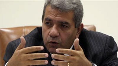 الجارحي: التأمين الصحي يفرض 50 قرشا على زيارة الطبيب للمريض بالمنزل