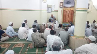 محافظ الوادي الجديد: إنشاء طريق دائري بطول 53 كم بمركز الداخلة