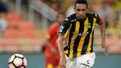 إصابة مدافع اتحاد جدة السعودي بقطع في الرباط الصليبي