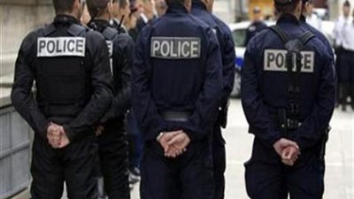 فرنسا تسمح لرجال الشرطة بإطلاق اللحية ورسم الوشم