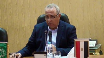 محافظ الشرقية: 5 سنوات الحد الأقصى للاستمرار بالوظائف القيادية