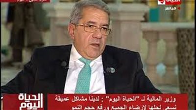 عمرو الجارحي: «أنا الوزير رقم 8 في وزارة المالية منذ ثورة يناير»