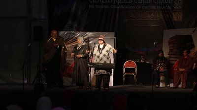 20 صورة ترصد عرض «صحصح» لمرضى «العباسية» في معرض الكتاب