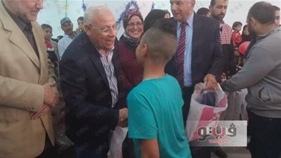 بالصور.. محافظ بورسعيد يشارك دار «كفالة اليتيم» احتفالاتهم