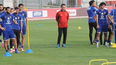 مستبعدو الأهلي أمام سموحة يواصلون تدريباتهم قبل الإفطار.. اليوم