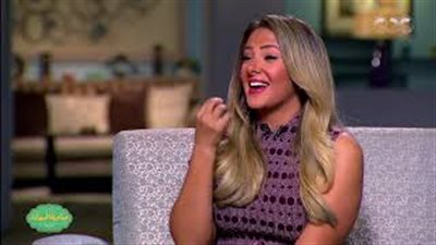 دنيا سمير غانم تروي موقفا محرجا مع أحمد مكي وتكشف سر الـ33 مشهدا