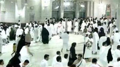 بث مباشر .. صلاة الفجر فى الحرم المكى