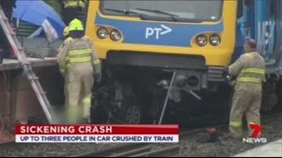 بالفيديو.. قطار يدهس سيارة ويقتل شخصين في أستراليا