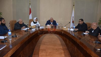 تحصيل رسوم من المشروعات لإقامة مركز لذوي الاحتياجات بالوادي الجديد