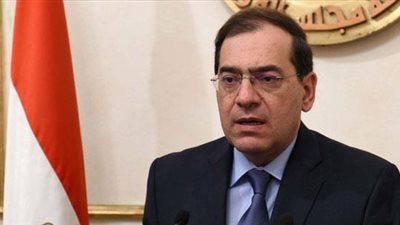 ترسية 12 امتيازا للتنقيب عن النفط والغاز باستثمارات 800 مليون دولار