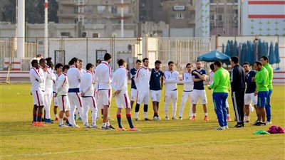 إبراهيم حسن وبهاء مجدي ينتظمان في معسكر الزمالك