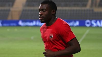 الأهلي يخاطب اتحاد الكرة لإرسال بطاقة إيفونا الدولية لناديه الجديد