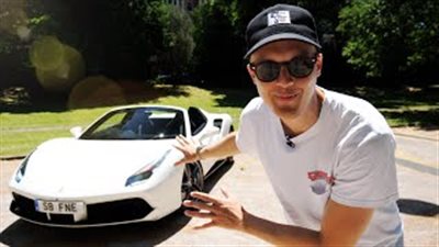 سائق يستعرض التعديلات التي أجراها على سيارته 488 سبايدر (فيديو)