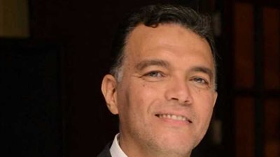 وزير النقل يغادر مطار القاهرة متجها إلى السودان