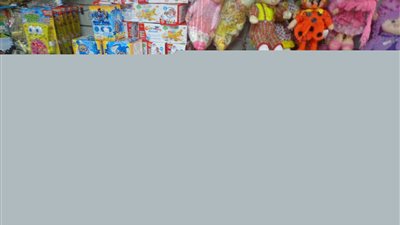 بالفيديو والصور.. إقبال ضعيف على فوانيس رمضان ببنى سويف.. التجار: فانوس 