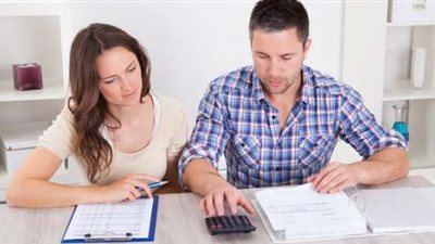 4 عادات خاطئة تؤدي إلى تدمير ميزانية المنزل