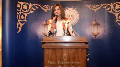 نبيلة مكرم تكشف جهود الحكومة في مكافحة الهجرة غير الشرعية