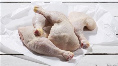 لهذه الأسباب لا يجب غسل الدواجن النيئة!