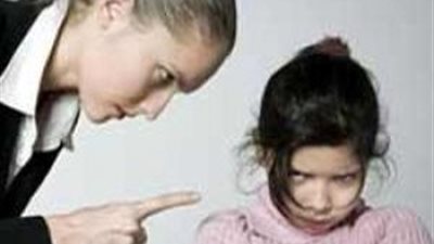 تعلمي الطريقة الصحيحة للتعامل مع طفلك المشاكس