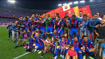 برشلونة ضيفا على فالنسيا لحسم التأهل لنهائي كأس إسبانيا