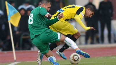 «جبنة وغريب» على دكة بدلاء المقاولون أمام الاتحاد