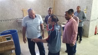 محافظ الوادي الجديد: خطة لتسويق منتجات مصنع ألبان قرية الجديدة