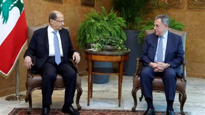 السنيورة بعد لقائه عون: نعانى من خلل داخل لبنان