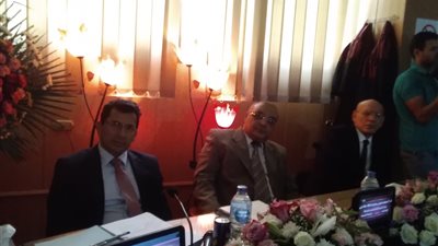 وزير الرياضة: «19 مركزا طبيا تعيش فيها الغربان»