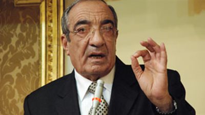 الجنايات تخلى سبيل زكريا عزمى بضمان محل إقامته