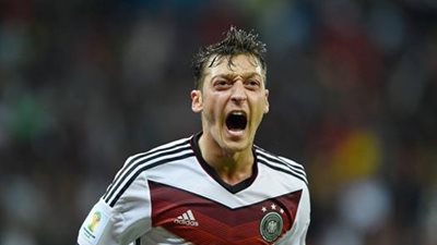 «أوزيل»: ألمانيا تسير بخطى ثابتة نحو الفوز بكأس العالم