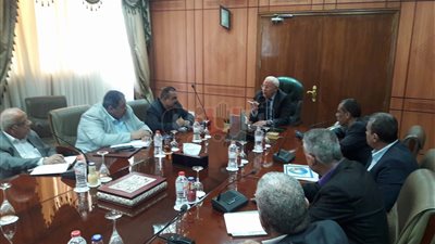 بورسعيد: لجنة فنية للمرور على محطات الصرف الصحي لتنظيم العمل بها