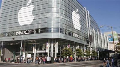 أبل تعمل على نسختين جديدتين من هاتف «آي فون إكس»