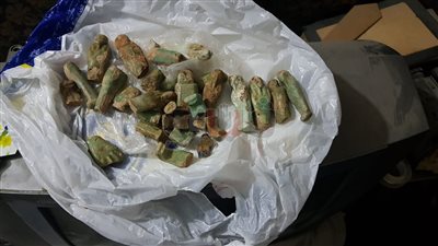 مصرع عامل انهارت عليه حفرة أثناء التنقيب عن الآثار بعين شمس (صور)