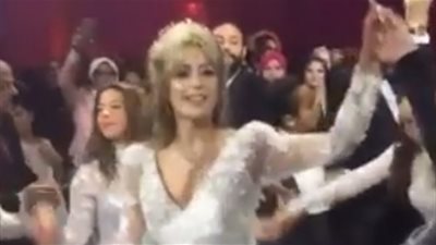بالفيديو.. جنات ترقص في حفل زفافها على أنغام «آه يا ليل»