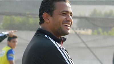 «قمصان» يقود تدريبات الغائبين عن الأهلي أمام الاتحاد السكندري